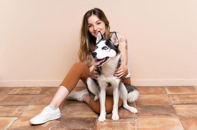 cachorro filhote chorando